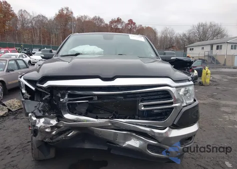 2020 Ram 1500 Big Horn 4X4 6'4 Box z USA, uszkodzony, nr VIN 1C6SRFBT2LN224359